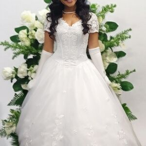 Elegant White Lace Bridal Gown